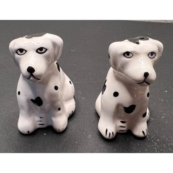 Ceramic Dalmatian Dog Salt & Pepper Shakers VTG Collectible Gift Kitchen Decor - Picture 1 of 11